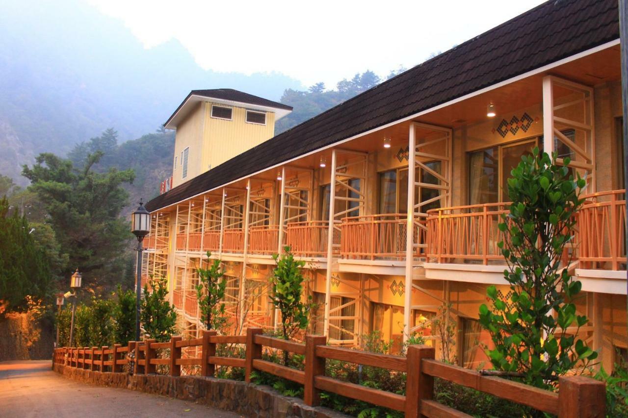 Ku Kuan Resort Hotel Heping  Exterior photo